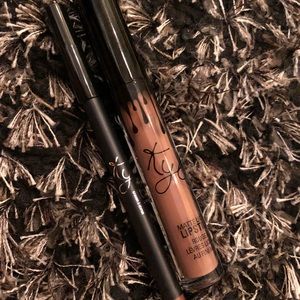 Kylie Cosmetics - Moon lip kit